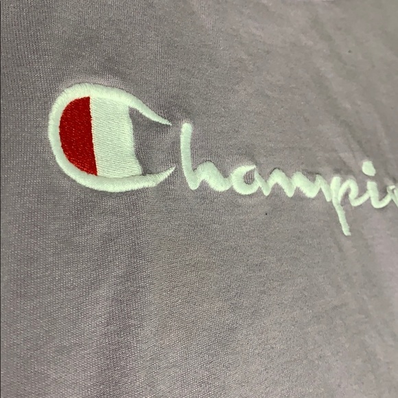 Cropped Champion T Shirt - Picture 2 of 4